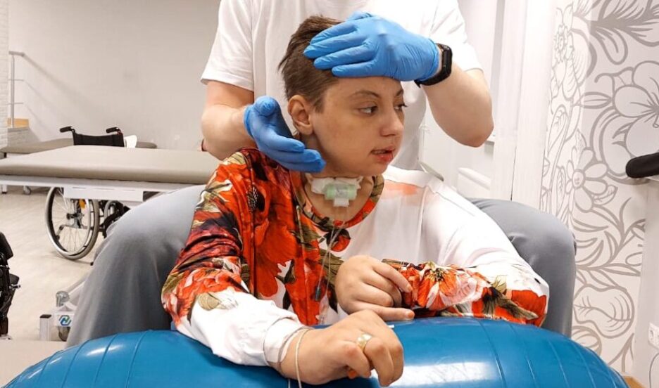 За год Елена еще ни разу не держала новорожденную дочь на руках