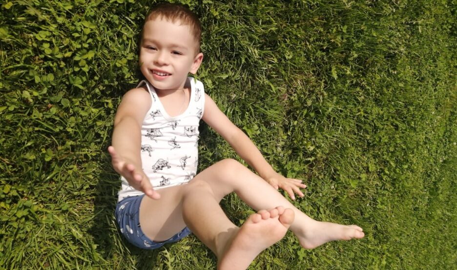 Родители и врачи ищут причину заболевания мальчика