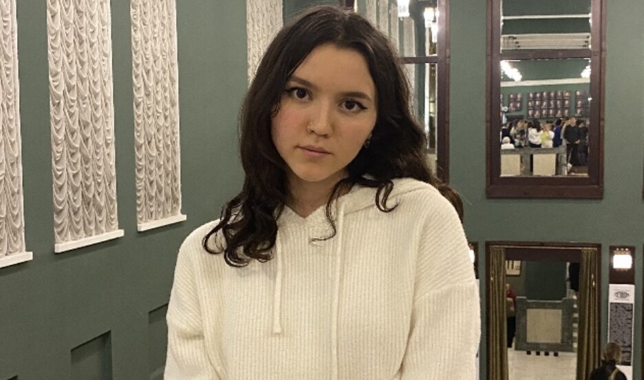 Диана Хисюкова. Сколиоз у Дианы регрессировал до третьей степени ...