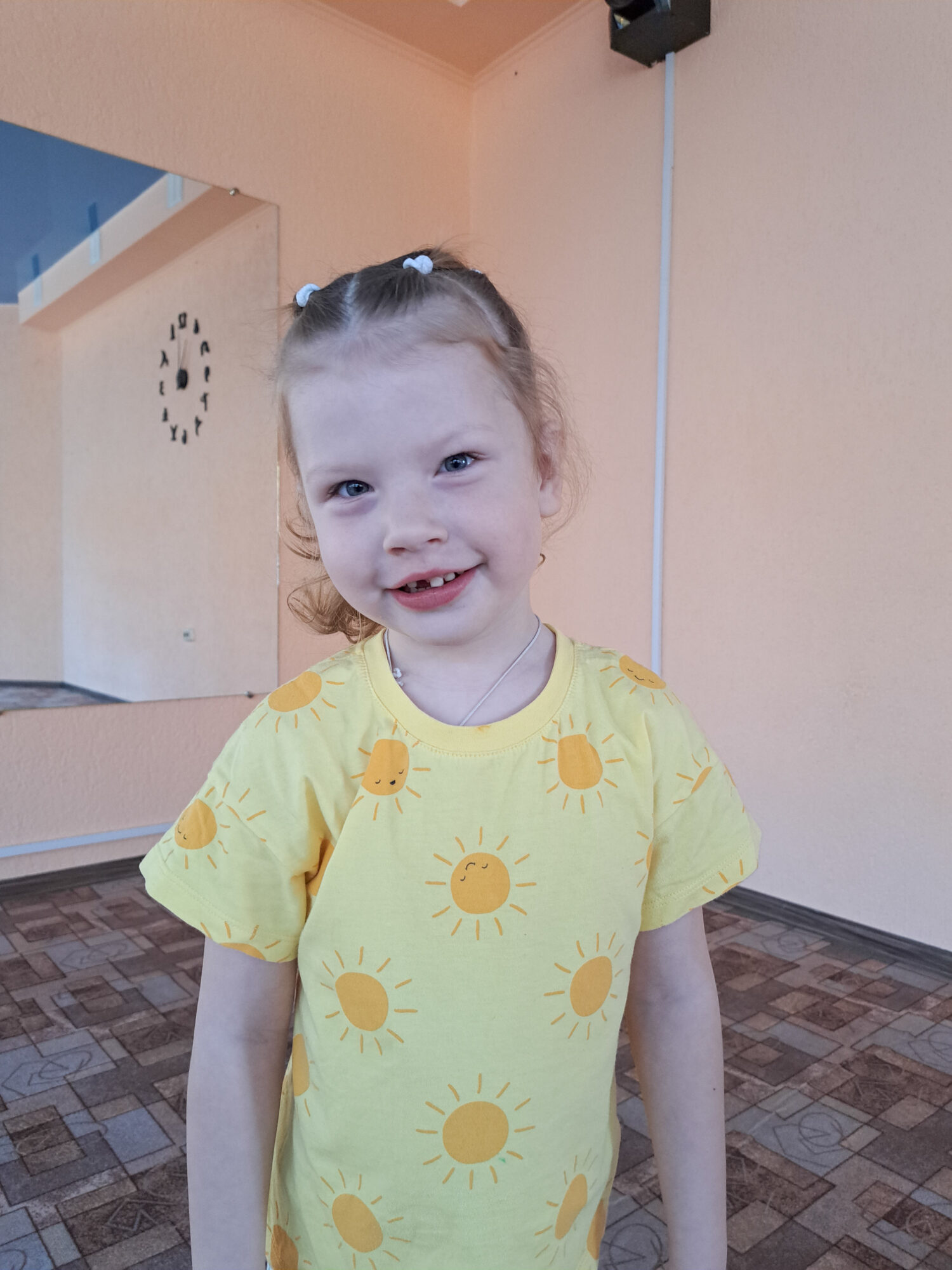 Милана Макарова. У Миланы гипермобильность суставов и нарушение ...