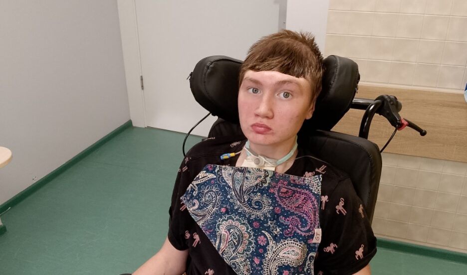 Мальчик попал в ДТП, он не ходит и не говорит