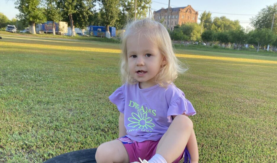 У девочки появилась задержка речевого и познавательного развития