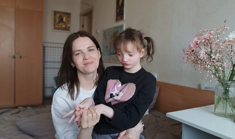 Женя страдает от эпилепсии, но точный диагноз не установлен