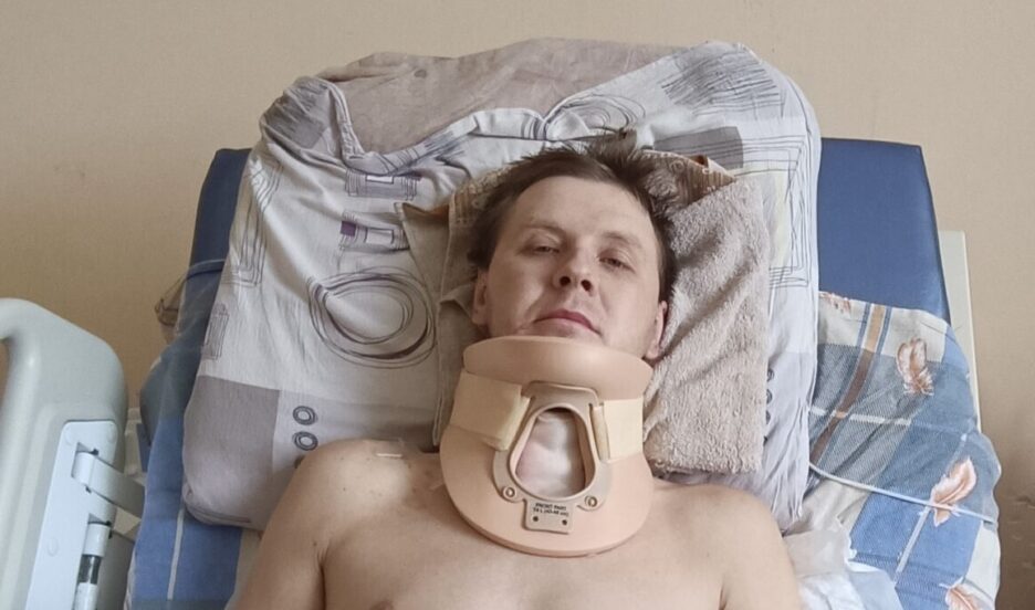 Из-за пролежня Александру отказали в реабилитации по ОМС