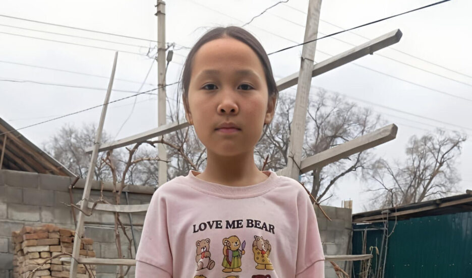 Девочка из Киргизии перенесла три операции, теперь срочно нужна четвертая