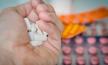 Изменения в перечне ЖНВЛП и минимальном ассортименте лекарств вступили в силу 28 февраля